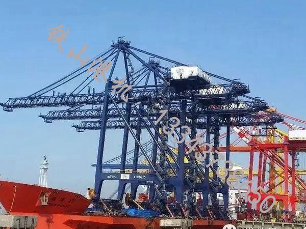 湖南衡陽岸橋廠家岸橋工作起來效率高，節(jié)省空間