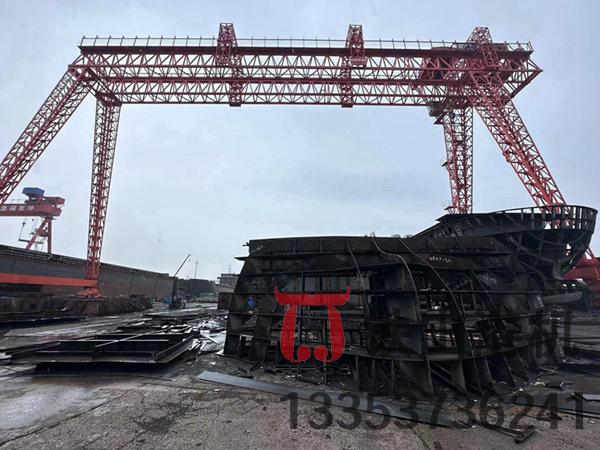 山東煙臺(tái)造船門式起重機(jī)廠家造船門式起重機(jī)誠(chéng)信為本、質(zhì)量為生